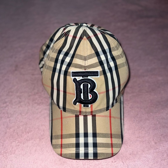 Burberry House Check Baseball Cap - Picture 7 of 7